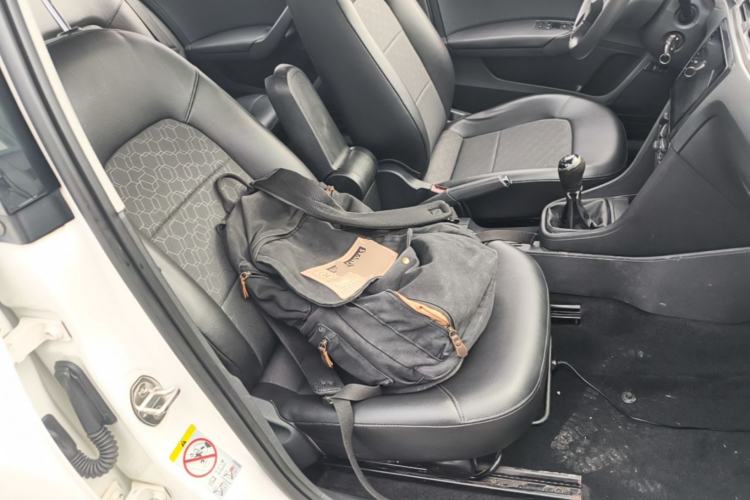 Used Volkswagen Santana 2015 1.6L Manual Comfort Edition Right Front Seat