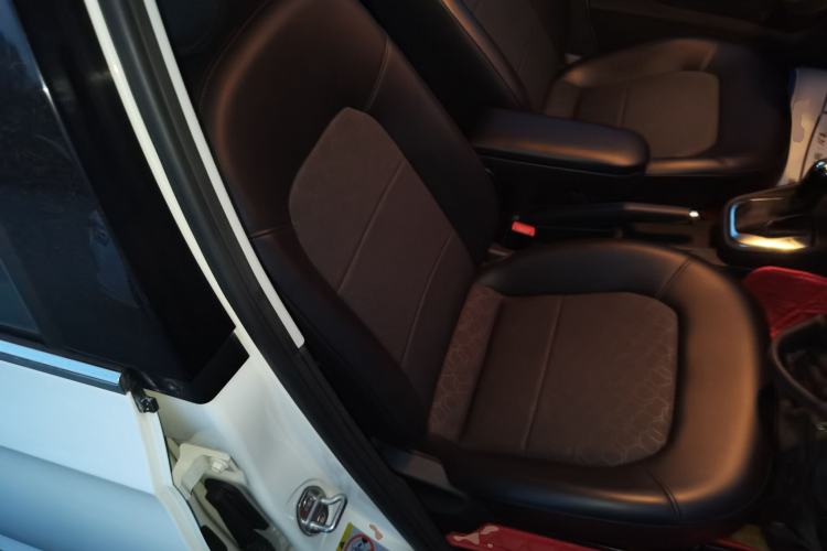 Used Volkswagen Santana 2015 1.6L Automatic Comfort Edition Right Front Seat