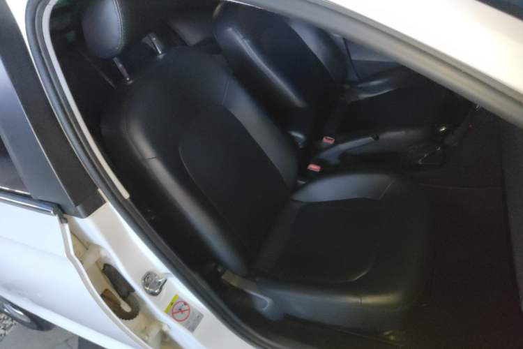 Used Volkswagen Santana 2015 1.6L Automatic Fashion Edition Right Front Seat