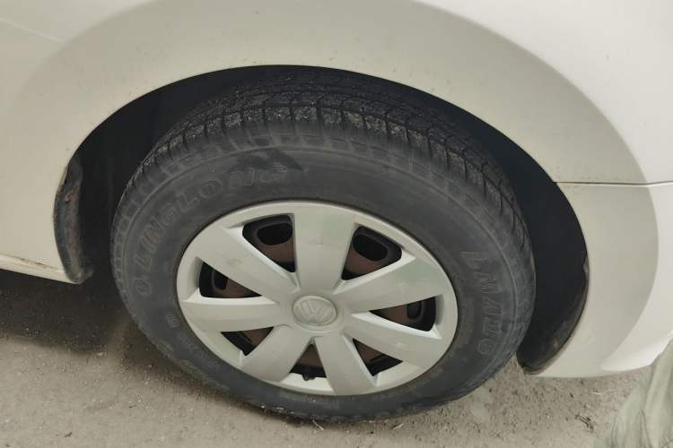 Used Volkswagen Santana 2015 1.4L Manual Fashion Edition Right Front Wheel Hub