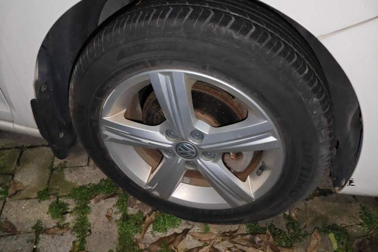 Used Volkswagen Santana 2015 Haval H6 1.6L Automatic Luxury Model Right Front Wheel Hub