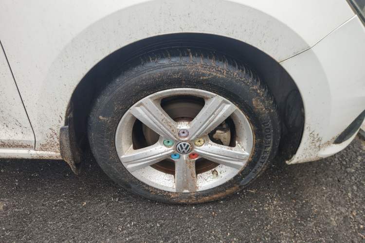 Used Volkswagen Santana 2015 Haval H6 1.6L Automatic Luxury Model Right Front Wheel Hub