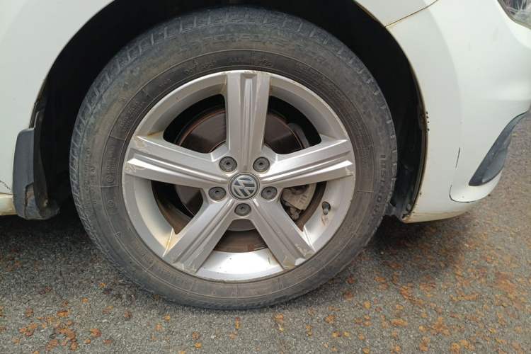 Used Volkswagen Santana 2015 Haval H6 1.6L Automatic Luxury Model Right Front Wheel Hub