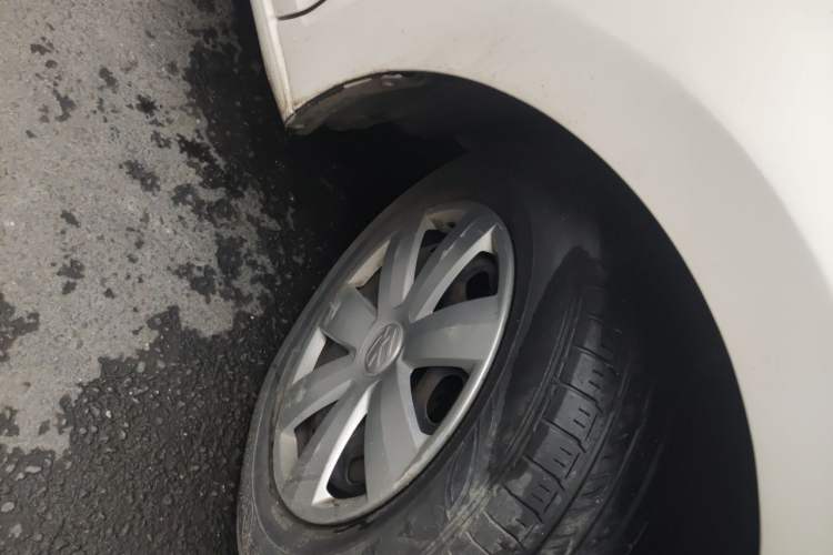 Used Volkswagen Santana 2015 1.6L Manual Fashion Edition Right Front Wheel Hub