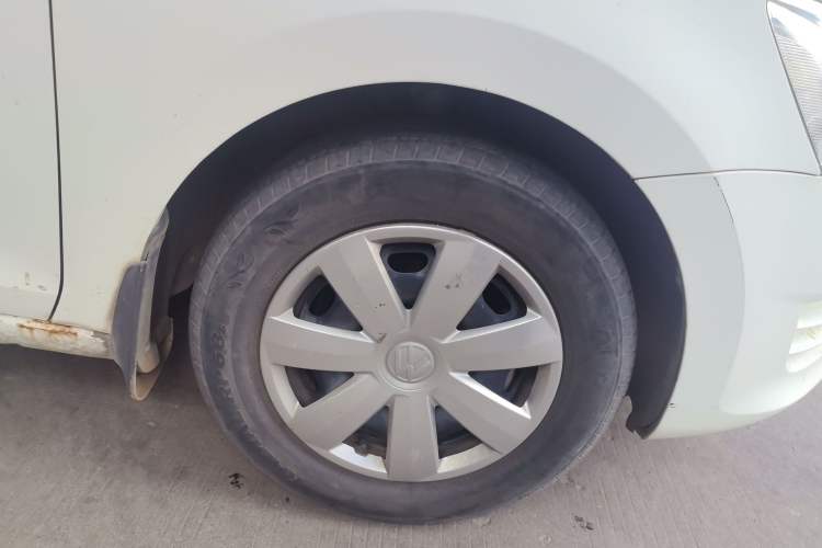 Used Volkswagen Santana 2015 1.4L Manual Fashion Edition Right Front Wheel Hub