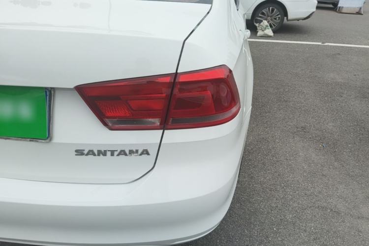 Used Volkswagen Santana 2015 1.4L Manual Fashion Edition Right Rear Taillight