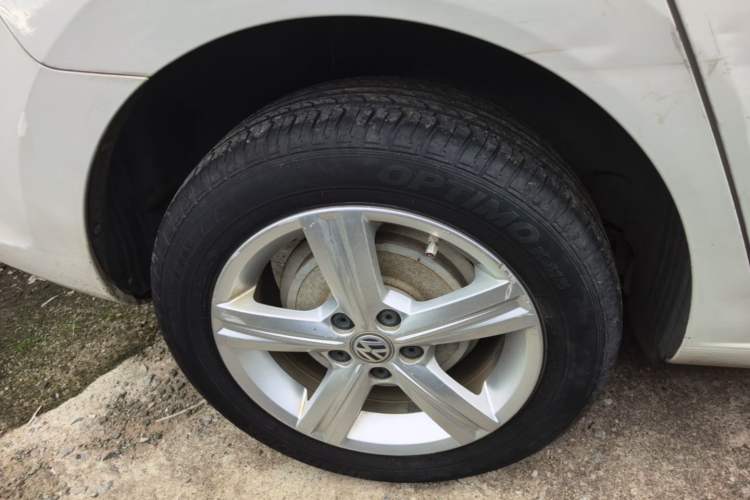 Used Volkswagen Santana 2015 Haval H6 1.6L Automatic Luxury Model Right Rear Wheel Hub