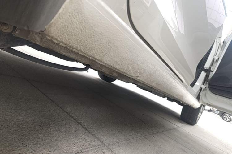 Used Volkswagen Santana 2015 1.4L Manual Fashion Edition Right Side Sill