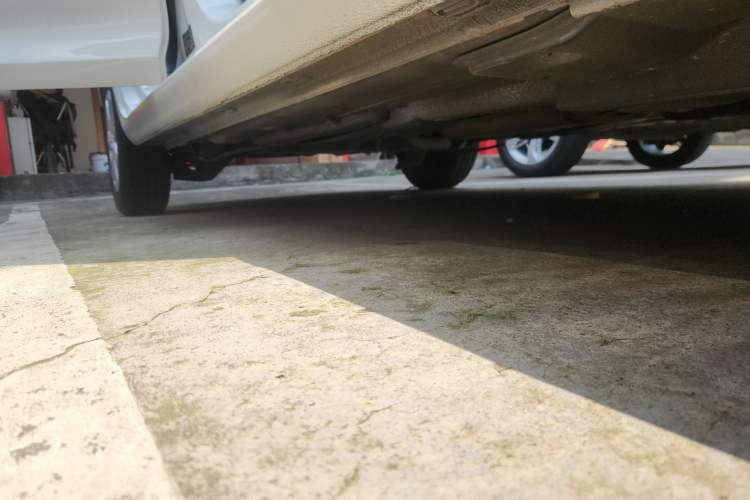 Used Volkswagen Santana 2015 1.4L Manual Fashion Edition Right Side Sill