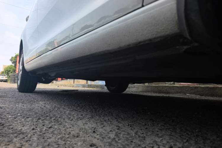 Used Volkswagen Santana 2015 Haval H6 1.6L Automatic Comfort Model Right Side Sill
