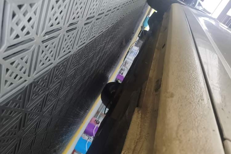 Used Volkswagen Santana 2015 1.6L Manual Comfort Edition Right Side Sill