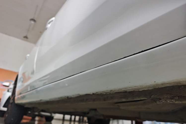 Used Volkswagen Santana 2015 1.6L Manual Fashion Edition Right Side Sill