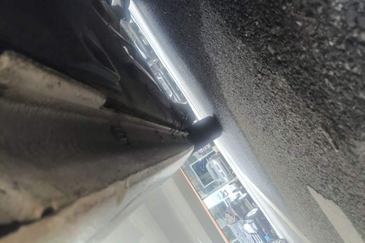 Used Volkswagen Santana 2015 1.6L Manual Fashion Edition Right Side Sill