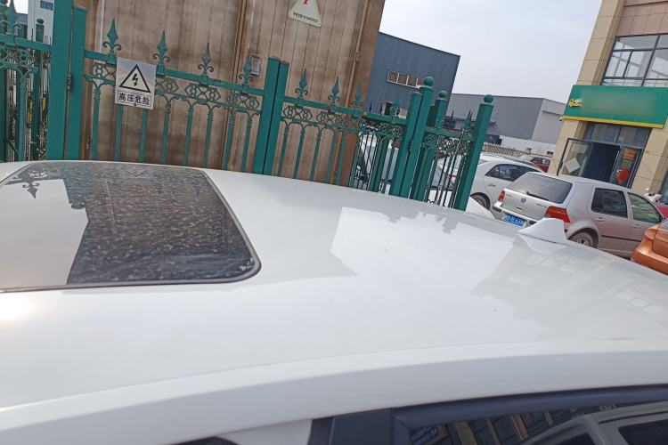 Used Volkswagen Santana 2015 Haval H9 1.6L Manual Comfort Edition Roof