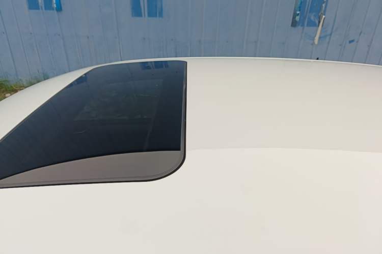 Used Volkswagen Santana 2015 Haval H6 1.6L Automatic Comfort Model Roof