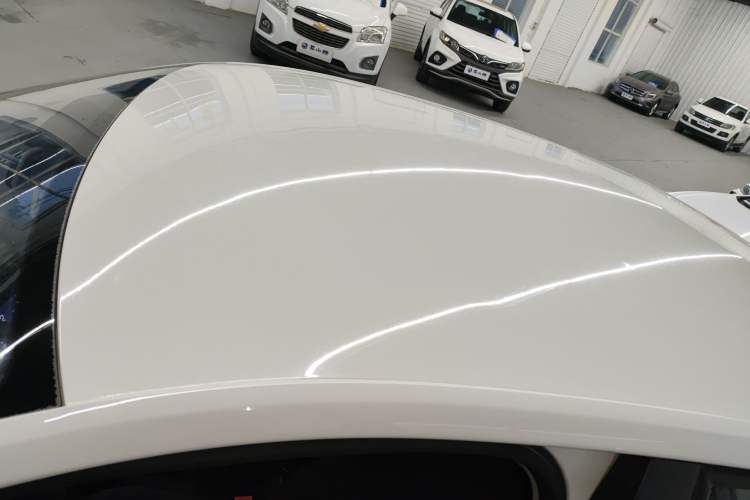 Used Volkswagen Santana 2015 1.6L Automatic Fashion Edition Roof