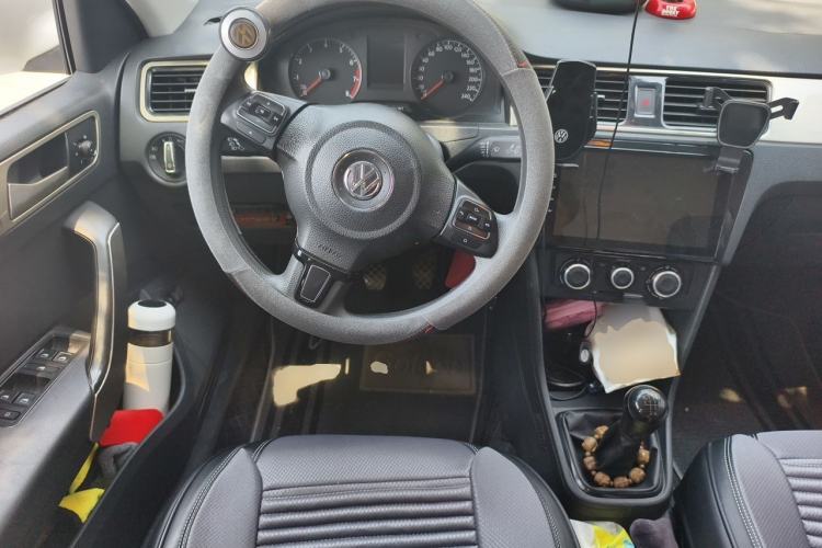 Used Volkswagen Santana 2015 1.6L Manual Fashion Edition Steering Wheel