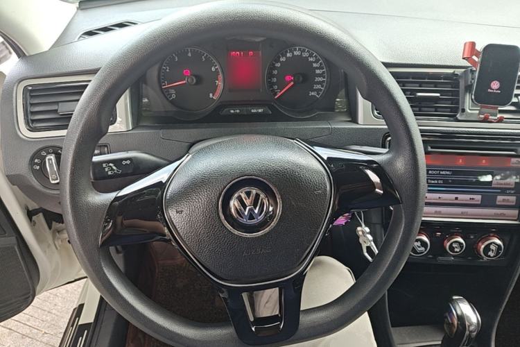Used Volkswagen Santana 2015 Haval H6 1.6L Automatic Luxury Model Steering Wheel