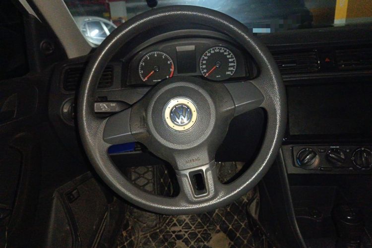 Used Volkswagen Santana 2015 1.4L Manual Fashion Edition Steering Wheel