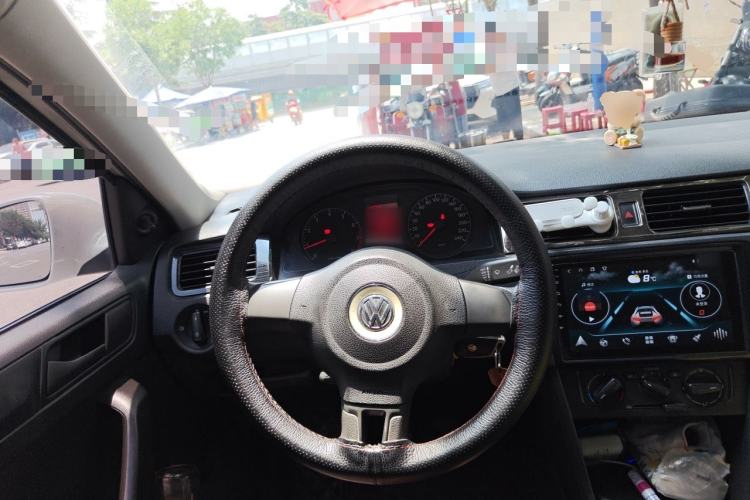 Used Volkswagen Santana 2015 1.6L Manual Fashion Edition Steering Wheel