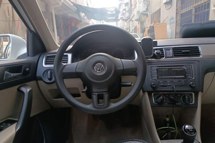 Used Volkswagen Santana 2015 1.4L Manual Comfort Edition Steering Wheel