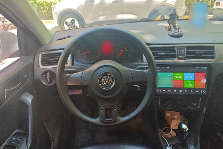 Used Volkswagen Santana 2015 1.6L Automatic Comfort Edition Steering Wheel