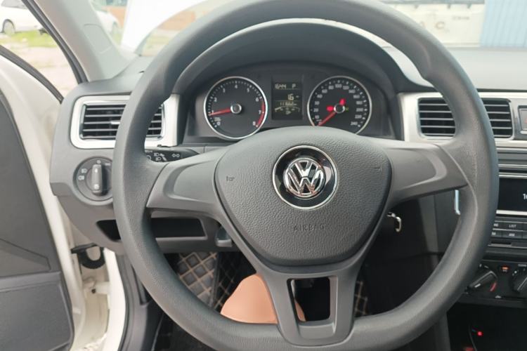 Used Volkswagen Santana 2015 Haval H6 1.6L Automatic Comfort Model Steering Wheel