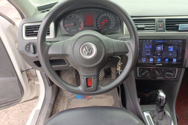 Used Volkswagen Santana 2015 1.6L Automatic Comfort Edition Steering Wheel