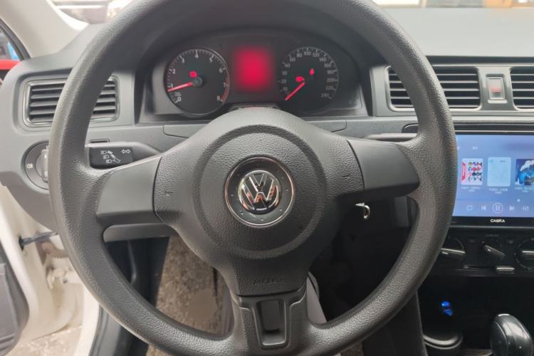 Used Volkswagen Santana 2015 1.6L Automatic Fashion Edition Steering Wheel