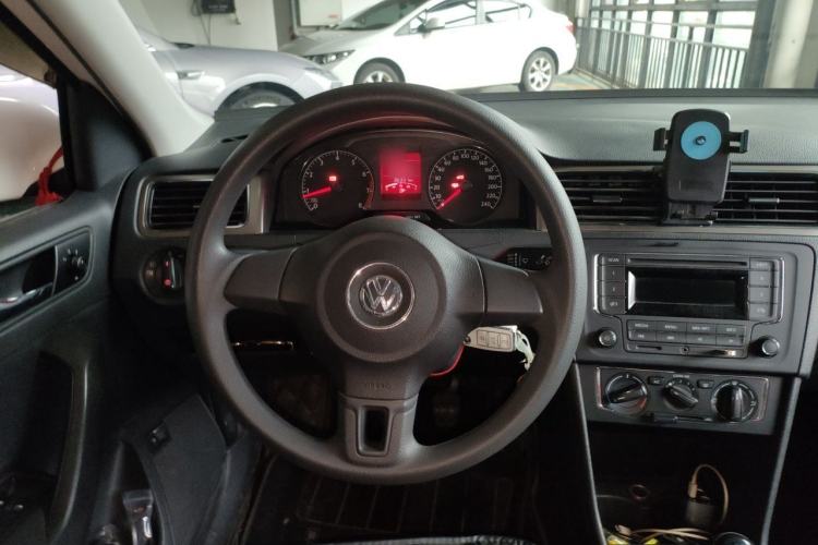 Used Volkswagen Santana 2015 1.6L Manual Comfort Edition Steering Wheel