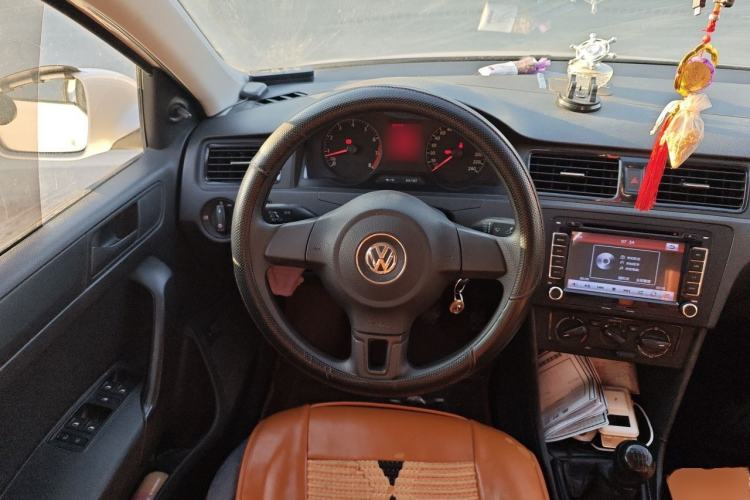 Used Volkswagen Santana 2015 1.4L Manual Fashion Edition Steering Wheel