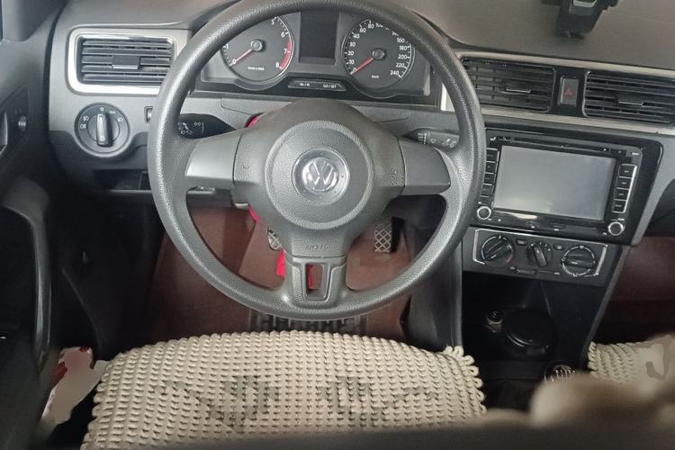 Used Volkswagen Santana 2015 1.6L Manual Comfort Edition Steering Wheel
