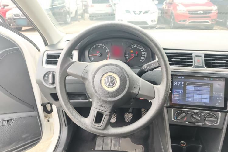 Used Volkswagen Santana 2015 1.6L Manual Comfort Edition Steering Wheel