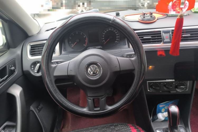 Used Volkswagen Santana 2015 1.6L Automatic Comfort Edition Steering Wheel