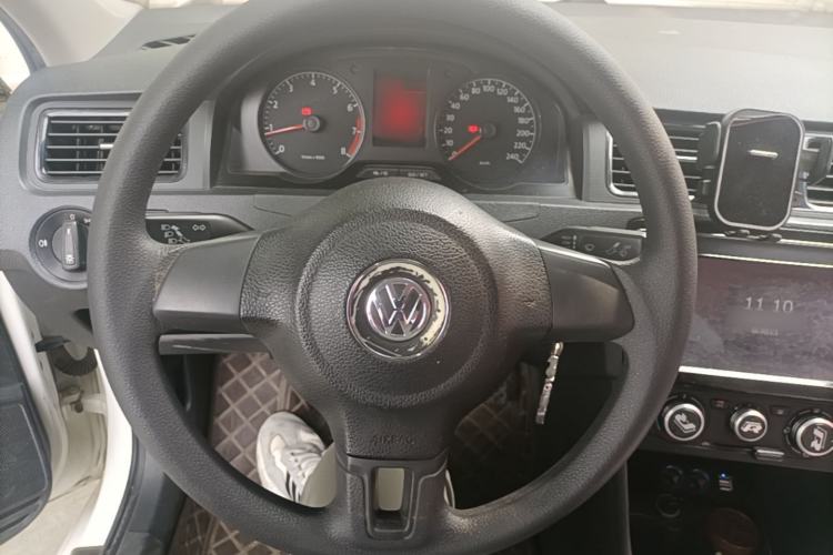Used Volkswagen Santana 2015 1.6L Manual Fashion Edition Steering Wheel