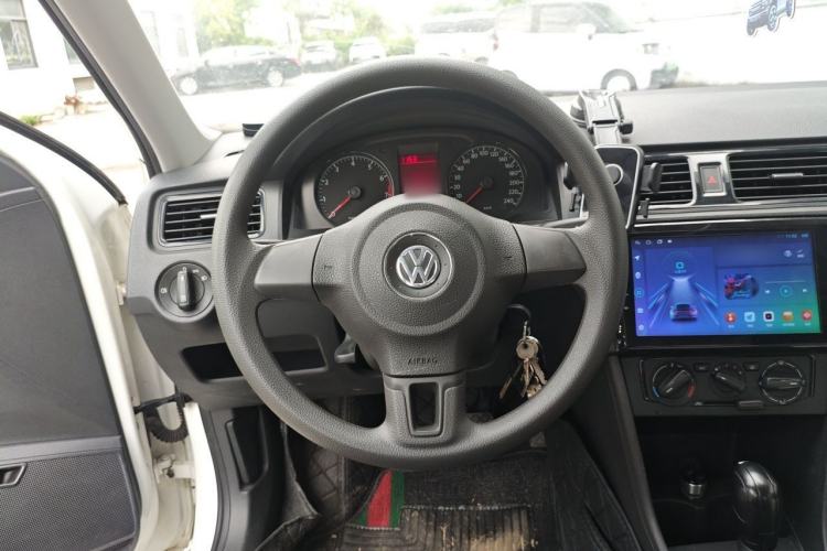Used Volkswagen Santana 2015 1.6L Automatic Fashion Edition Steering Wheel