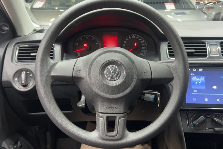 Used Volkswagen Santana 2015 1.4L Manual Fashion Edition Steering Wheel