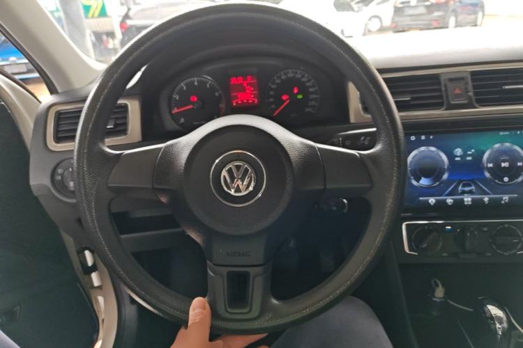 Used Volkswagen Santana 2015 1.6L Automatic Comfort Edition Steering Wheel