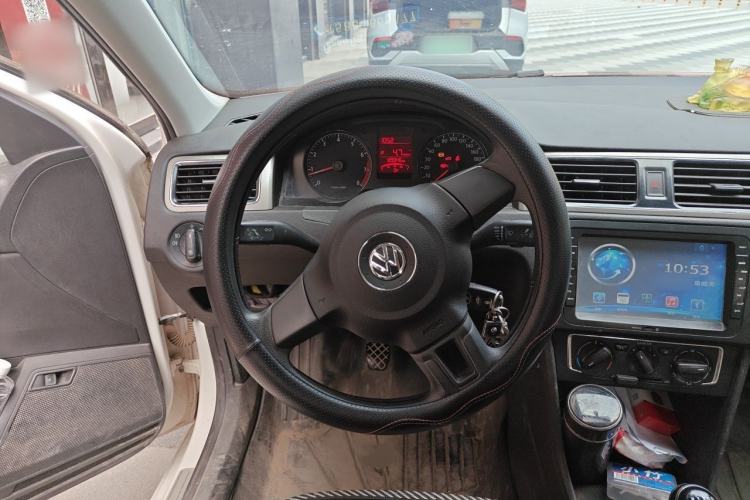Used Volkswagen Santana 2015 1.6L Manual Comfort Edition Steering Wheel