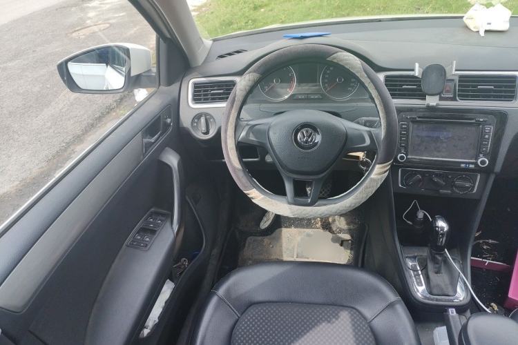 Used Volkswagen Santana 2015 Haval H6 1.6L Automatic Comfort Model Steering Wheel