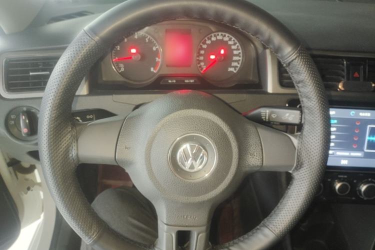 Used Volkswagen Santana 2015 1.6L Manual Comfort Edition Steering Wheel