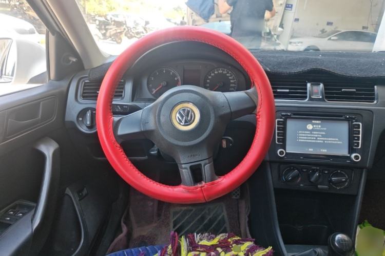 Used Volkswagen Santana 2015 1.6L Manual Fashion Edition Steering Wheel