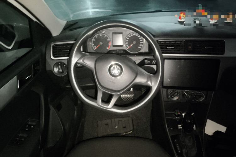 Used Volkswagen Santana 2015 Haval H6 1.6L Automatic Luxury Model Steering Wheel