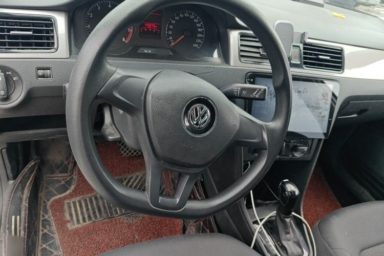 Used Volkswagen Santana 2015 Haval H6 1.6L Automatic Luxury Model Steering Wheel
