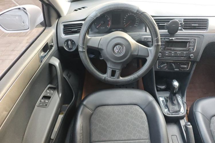 Used Volkswagen Santana 2015 1.6L Automatic Comfort Edition Steering Wheel