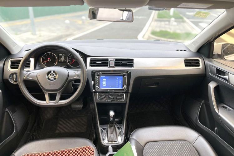 Used Volkswagen Santana 2015 Haval H6 1.6L Automatic Comfort Model Steering Wheel