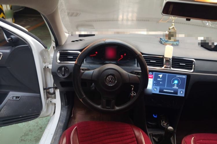 Used Volkswagen Santana 2015 1.6L Manual Fashion Edition Steering Wheel