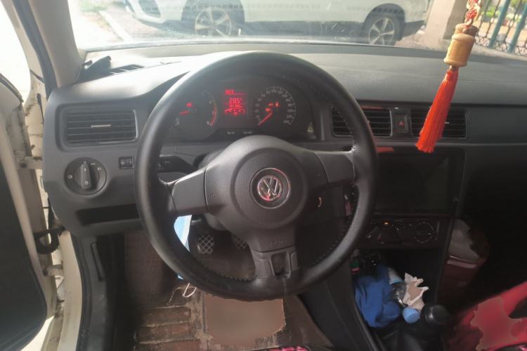 Used Volkswagen Santana 2015 1.6L Manual Fashion Edition Steering Wheel
