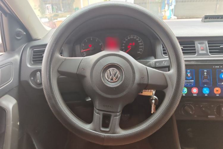 Used Volkswagen Santana 2015 1.6L Manual Fashion Edition Steering Wheel