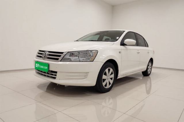 Volkswagen Santana 2015 1.6L Manual Fashion Edition usata